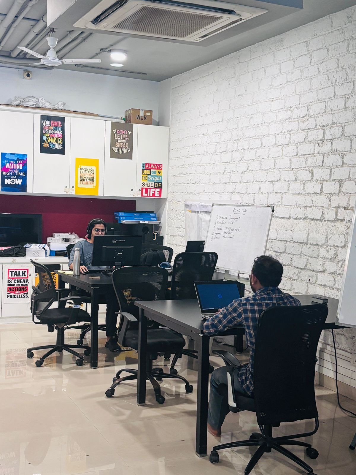 Dedicated desk workspace